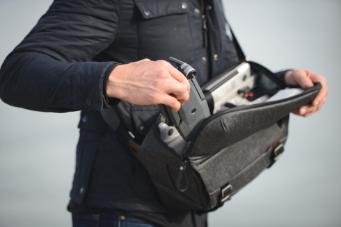 Сумка Peak Design The Everyday Sling 10L Gray фото 15