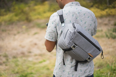 Сумка Peak Design The Everyday Sling 10L Light Gray фото 8