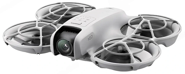 Квадрокоптер DJI Neo Fly More Combo