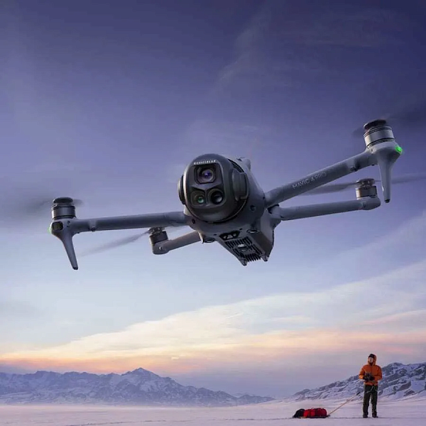 Квадрокоптер DJI Mavic 4 Pro Fly More Combo (DJI RC 2. Enhanced Transmission)